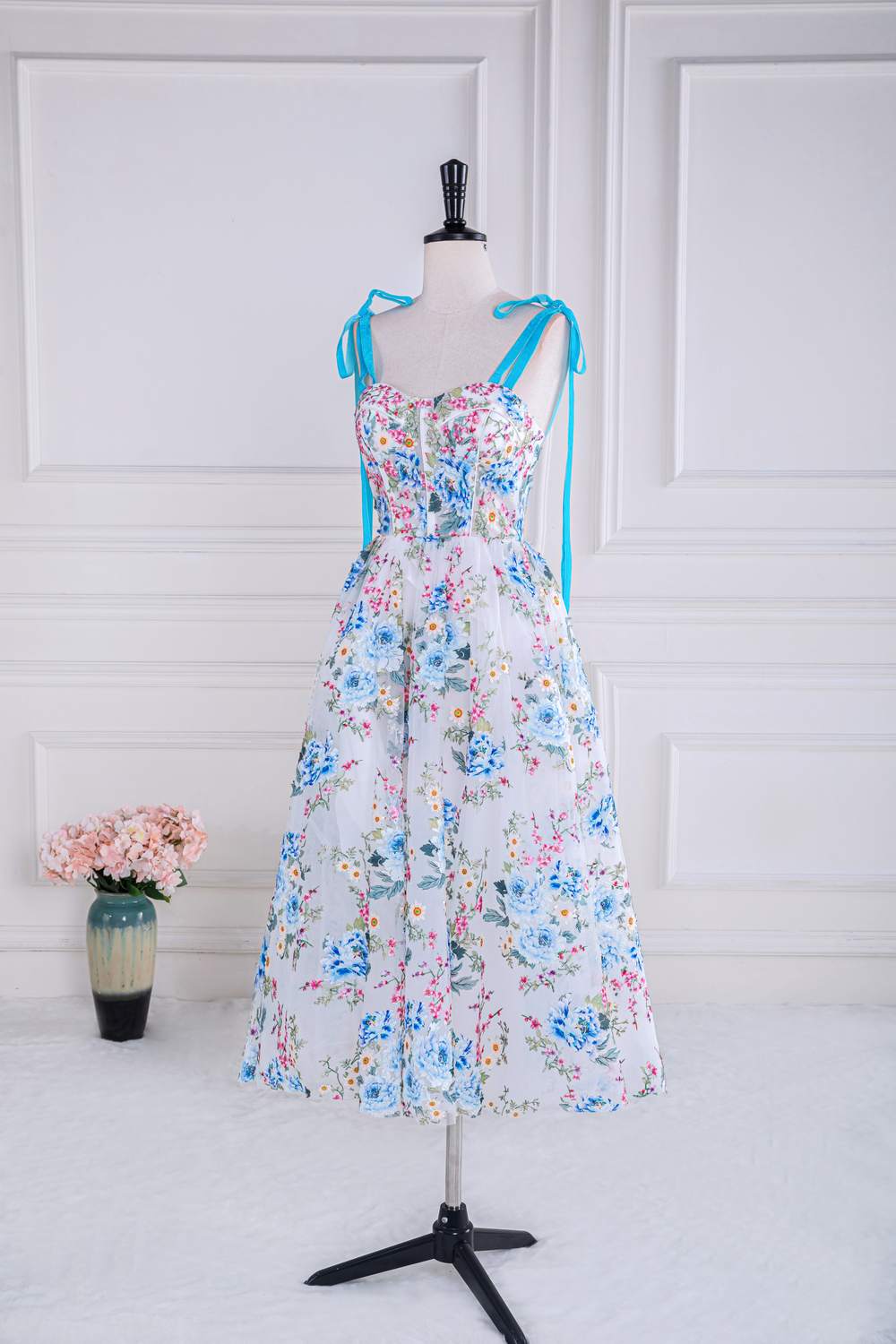 Blue and White Floral Bow Tie Straps A-line Tea-Length Prom Dress