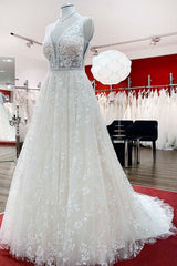 Beautiful Long A-Line Lace Appliques Tulle Open Back Wedding Dresses