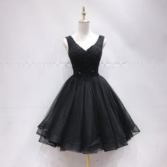 Black Tulle V Back Beaded Knee Length Homecoming Dress, Black Short Party Dress