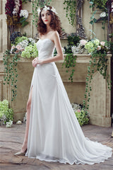 Chiffon Sweetheart Neckline A-Line Wedding Dresses With Rhinestones