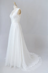 Long A-line V-neck Lace Tulle Backless Wedding Dress