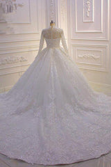 Long High neck Appliques Lace Ball Gown Wedding Dress with Sleeves