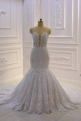 Luxurious 3D Lace Applique High Neck Tulle Mermaid Wedding Dress