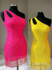 Sheath/Column One-Shoulder Short/Mini Velvet Sequins Homecoming Dresses