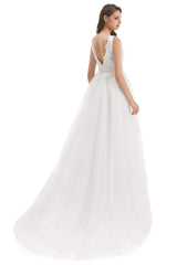 Tulle V-neck Backless Appliques Wedding Dresses